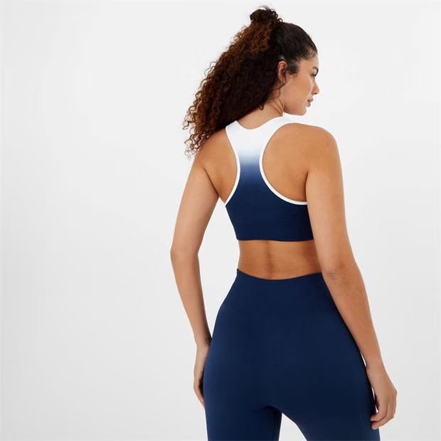 Eamless Crop Sports Bra – Comfort That Moves With You